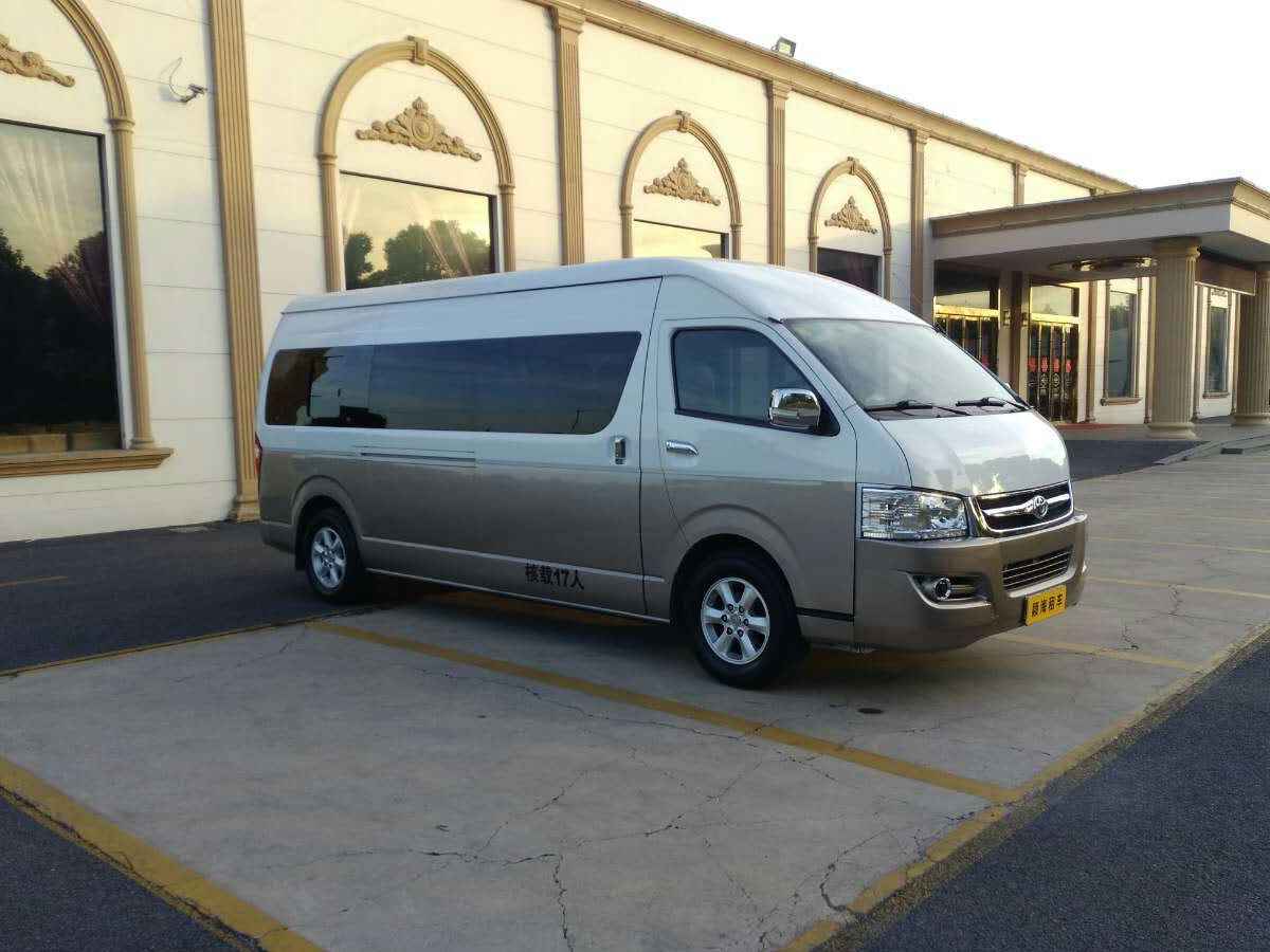 豐田海獅商務(wù)車17座